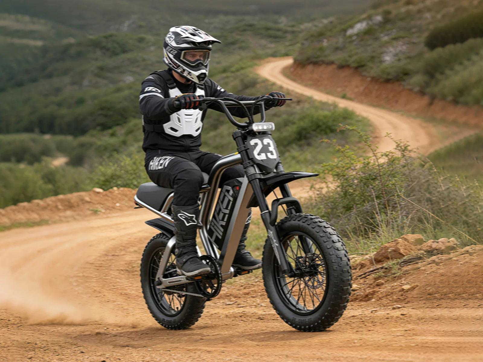 High torque 85N·m motor of Hikeep K6 Mini for 15 degree hill climbing